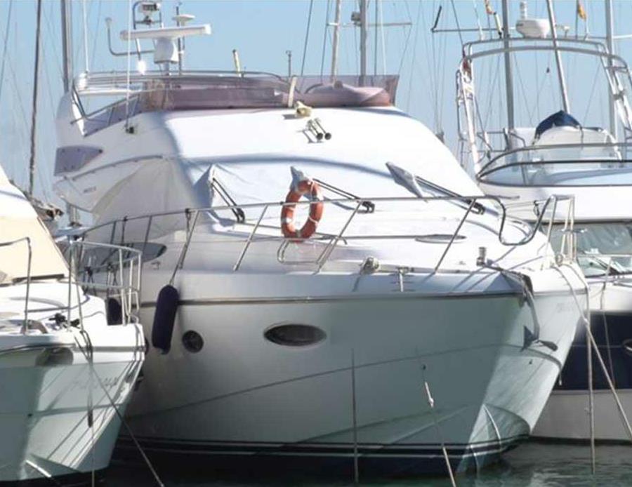 buy_a_princess_yacht_in_dubai